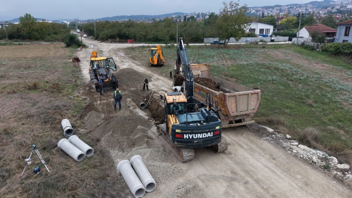 1.800 METRELİK YENİ KANALİZASYON HATTI D&Ouml;ŞENİYOR