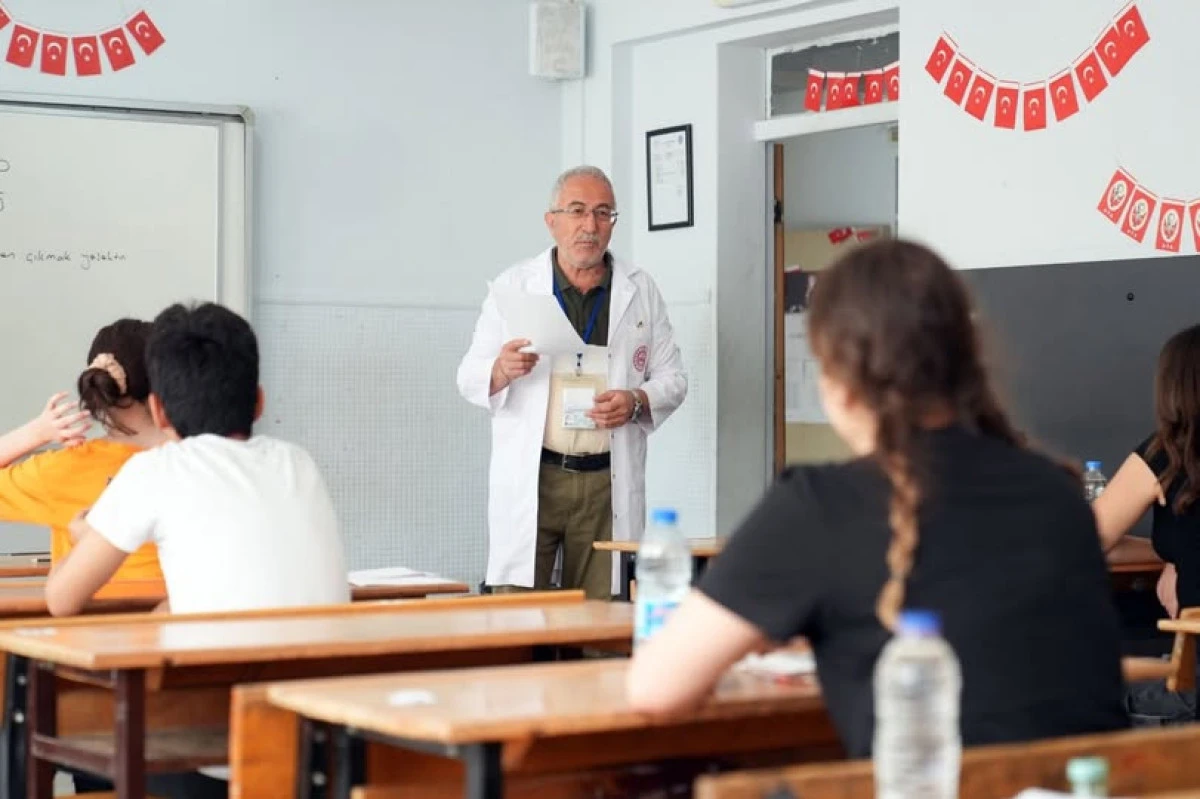 2026 LGS Kapsamındaki Merkez&icirc; Sınav İ&ccedil;in Başvuru ve Uygulama Kılavuzu&rdquo; Yayımlandı