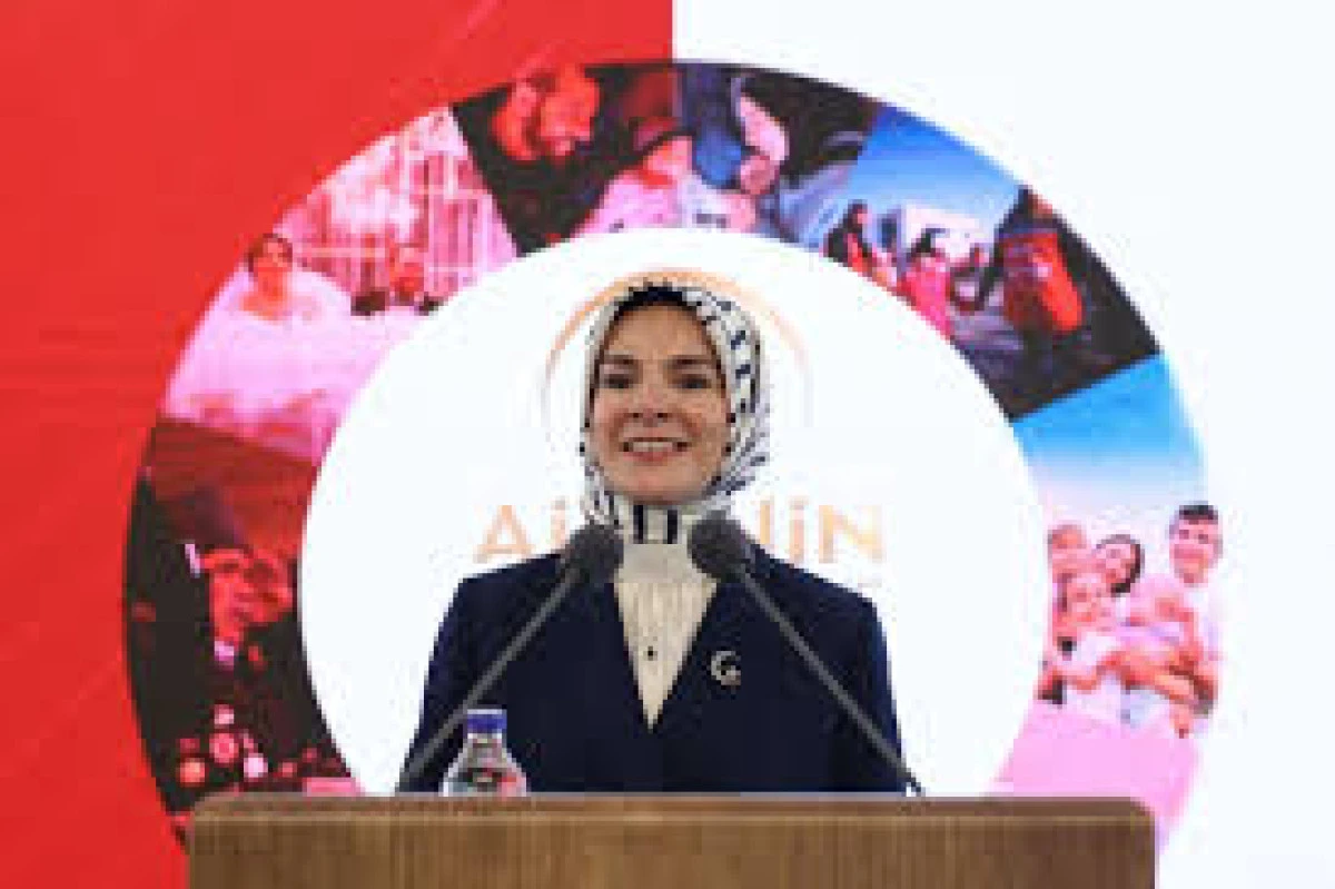 Aile ve Gen&ccedil;lik Fonu&rsquo;ndan gen&ccedil; &ccedil;iftlere sağlanan destek 10 milyar lirayı aştı 