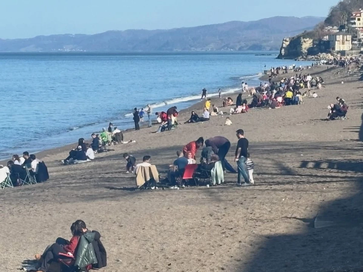 (G&ouml;r&uuml;nt&uuml;l&uuml;) Ak&ccedil;akoca bug&uuml;n 24 dereceyi g&ouml;rd&uuml;