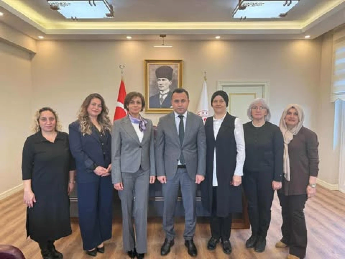 AK&Ccedil;AKOCA CHP KADIN KOLLARI&rsquo;NDAN YENİ KAYMAKAMA ZİYARET