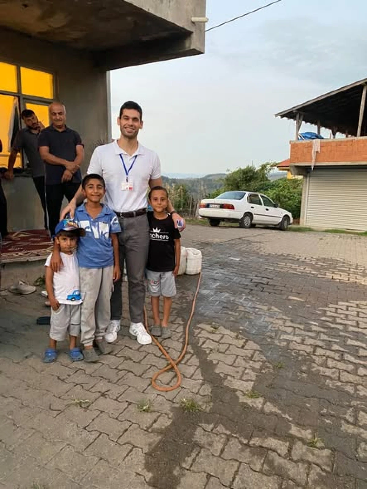 AK&Ccedil;AKOCA DA ANNE S&Uuml;T&Uuml;NE DİKKAT &Ccedil;EKİLDİ