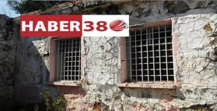 AK&Ccedil;AKOCA ESKİ CEZAEVİ KADERİNE TERK EDİLDİ