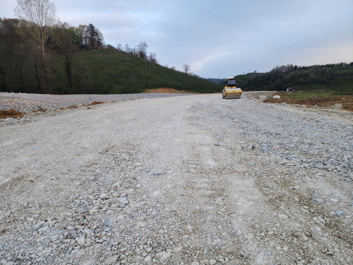 AK&Ccedil;AKOCA OSB&rsquo;DE ALTYAPI &Ccedil;ALIŞMALARI YERİNDE İNCELENDİ