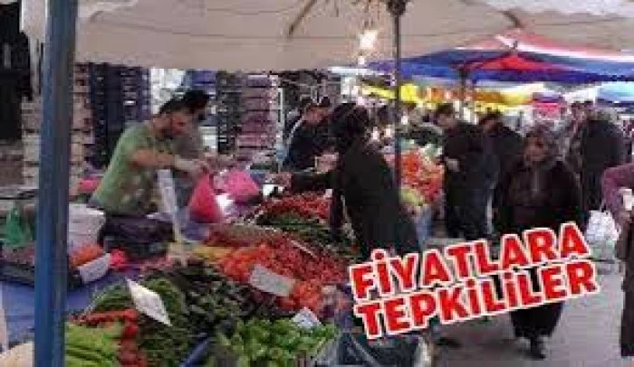 Ak&ccedil;akoca Pazarı&rsquo;nda Ramazan Ayında Fiyatlar Cep Yakıyor