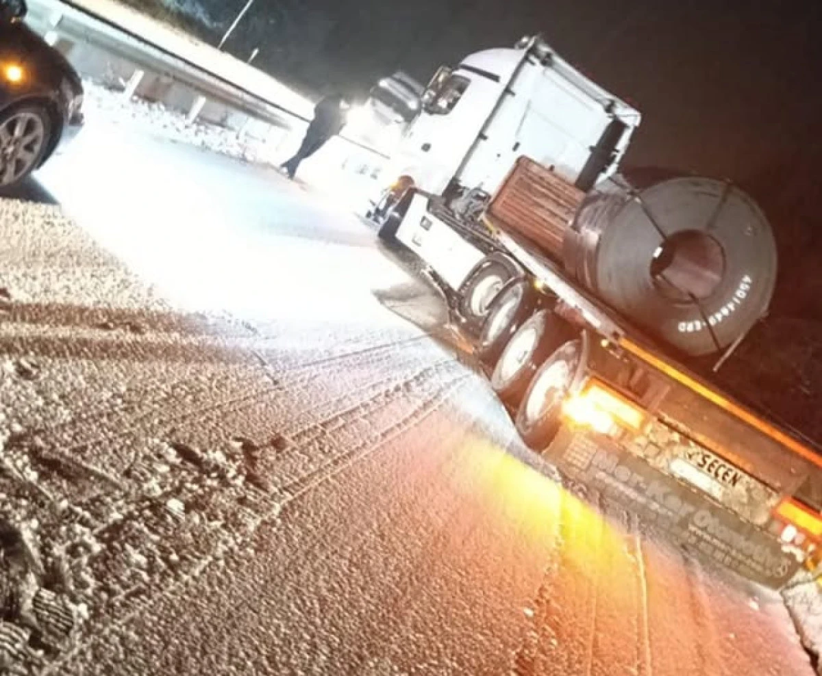 Ak&ccedil;akoca Şifalı Su  Rampası&rsquo;nda Trafik Durdu