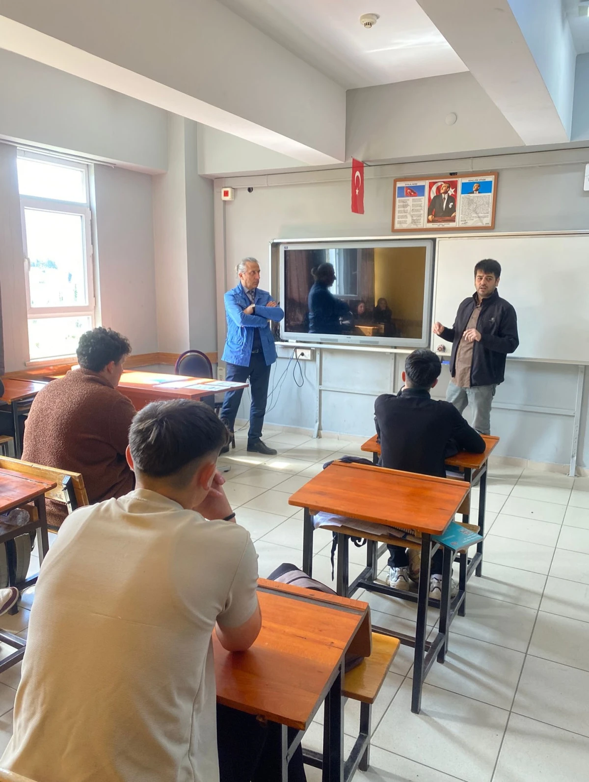 Ak&ccedil;akoca S&uuml;ha G&uuml;ven Okulu&rsquo;nda İŞKUR Bilgilendirme Etkinliği Ger&ccedil;ekleştirildi