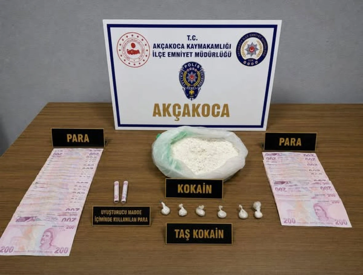 Ak&ccedil;akoca&rsquo;da Dev Uyuşturucu Operasyonu