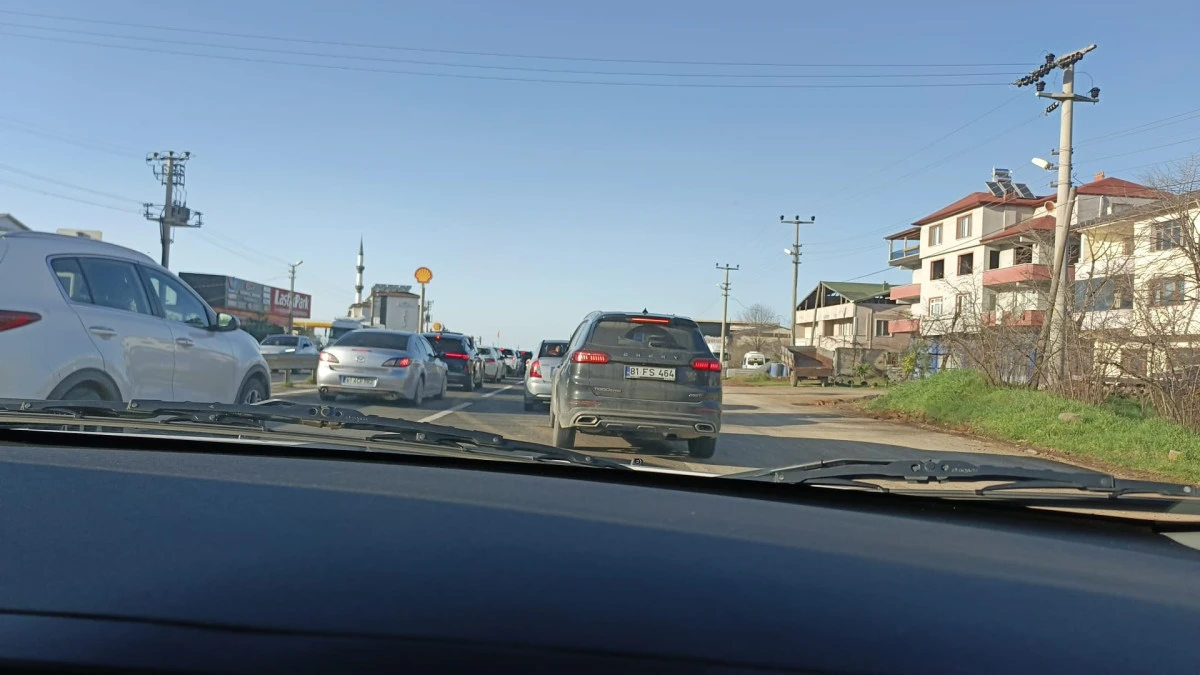 Ak&ccedil;akoca&rsquo;DA D&Ouml;N&Uuml;Ş &Ccedil;İLESİ