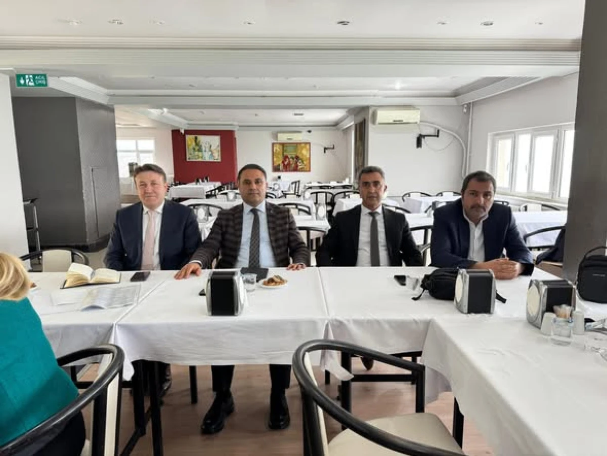 Ak&ccedil;akoca&rsquo;da II. D&ouml;nem M&uuml;d&uuml;rler Kurulu Toplantısı Yapıldı