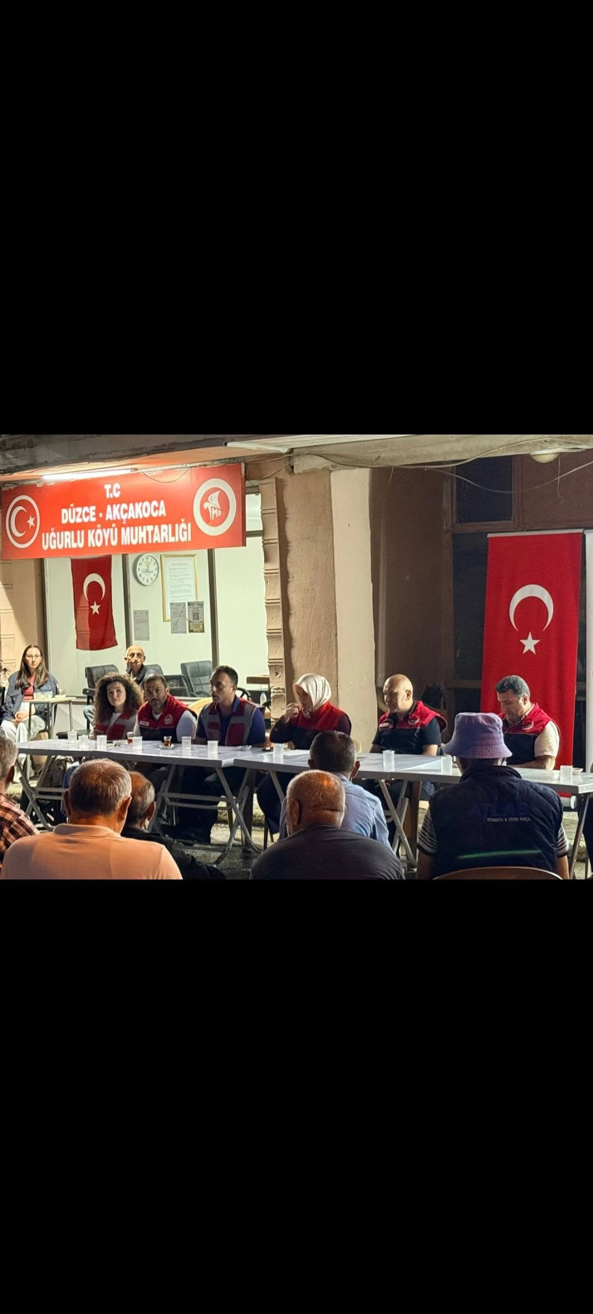 AK&Ccedil;AKOCA&rsquo;DA KAHVERENGİ KOKARCA İLE M&Uuml;CADELE TOPLANTISI D&Uuml;ZENLENDİ