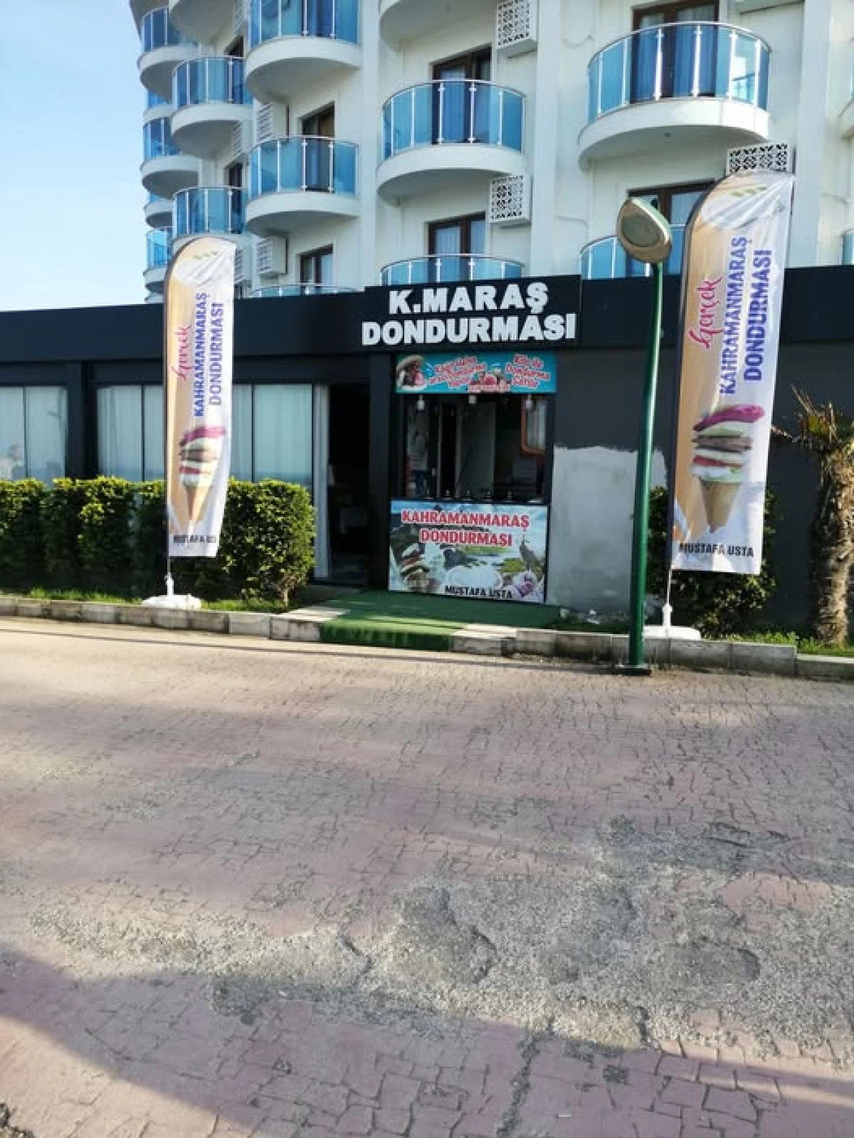 AK&Ccedil;AKOCA&rsquo;DA MEŞHUR MARAŞ DONDURMASI YENİDEN HİZMETTE