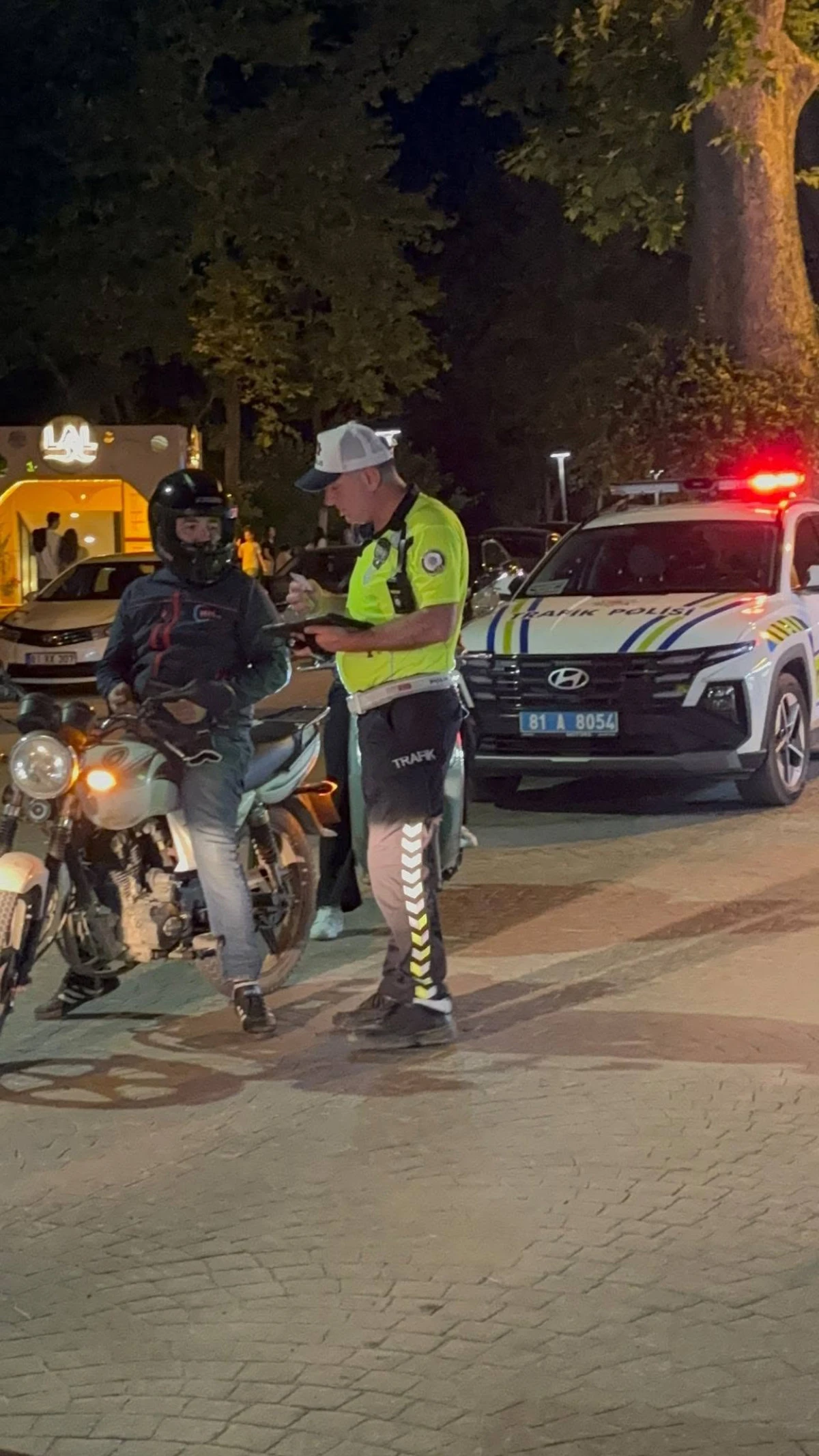 Ak&ccedil;akoca&rsquo;da Motosiklet S&uuml;r&uuml;c&uuml;lerine Sıkı Denetim