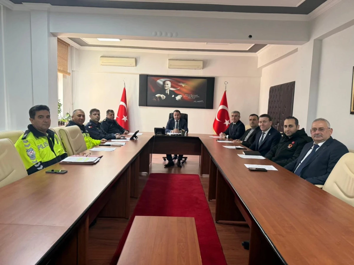 AK&Ccedil;AKOCA&rsquo;DA TRAFİK MASAYA YATIRILDI