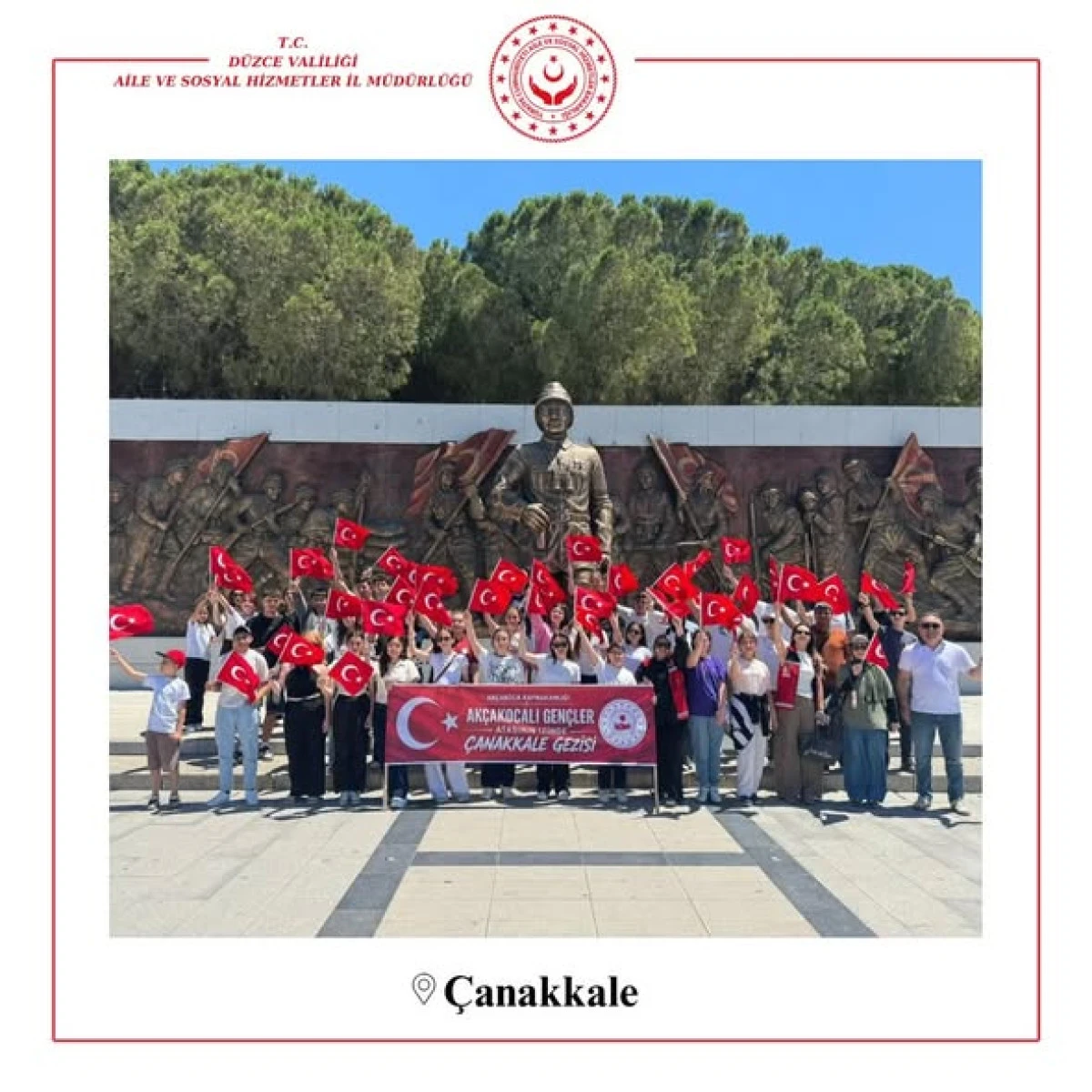 AK&Ccedil;AKOCALI GEN&Ccedil;LER ATASININ İZİNDE: 47 &Ouml;ĞRENCİ &Ccedil;ANAKKALE RUHUNU YERİNDE YAŞADI