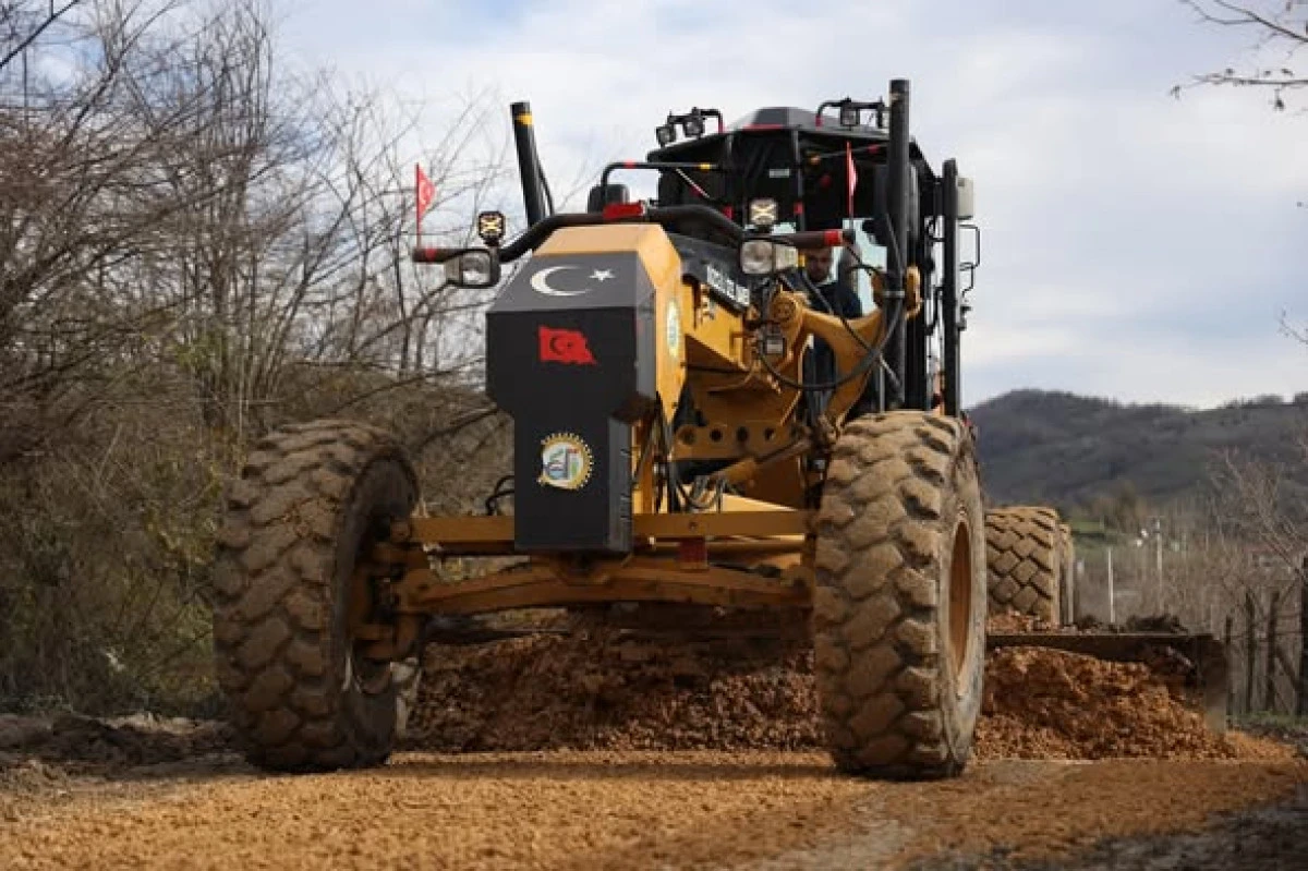 Aktarla K&ouml;y&uuml;&rsquo;nde Yol Reglaj &Ccedil;alışmaları Tamamlandı