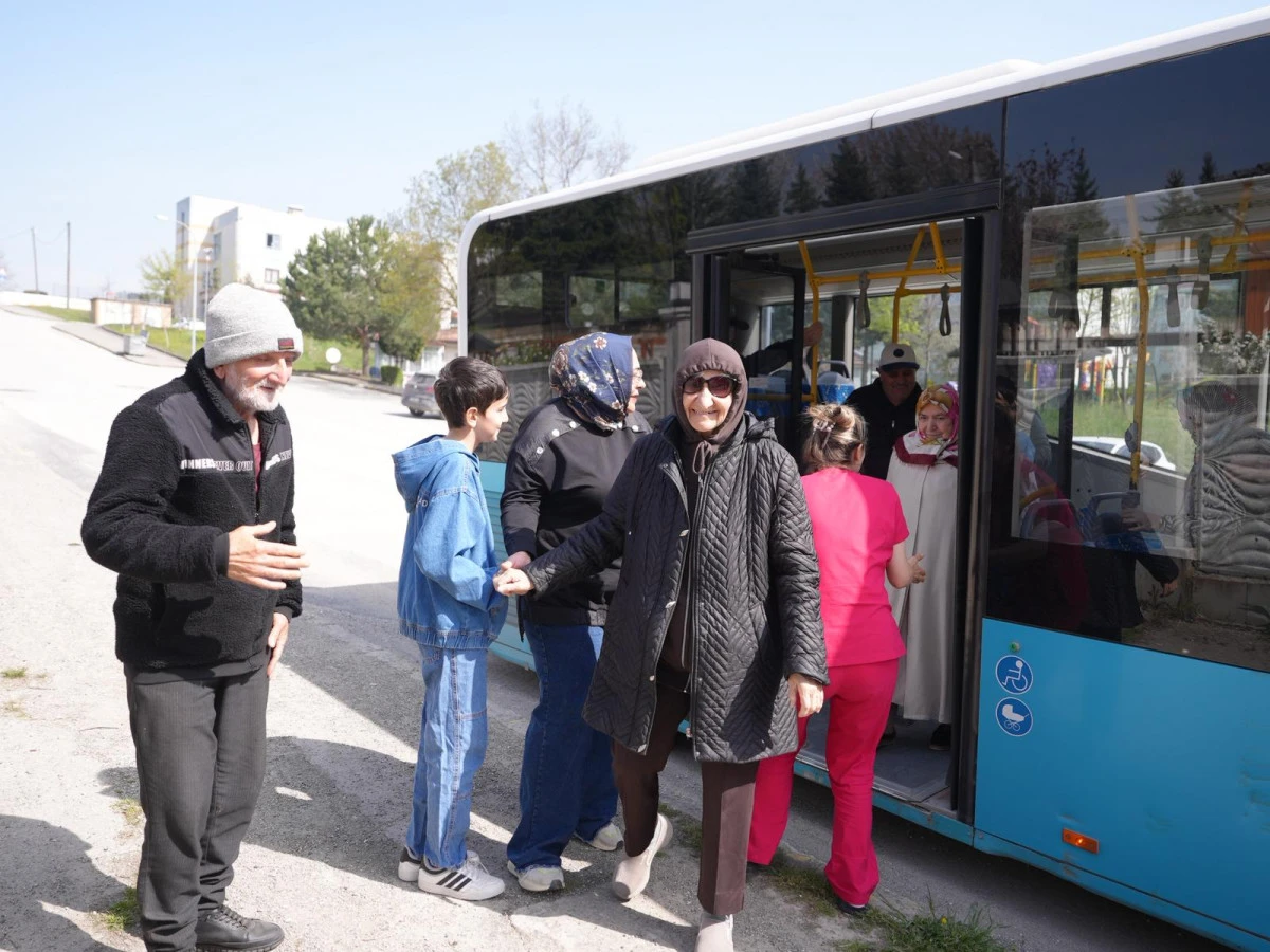 ALZHEİMER HASTALARI VE AİLELERİNE &Ouml;NEMLİ DESTEK