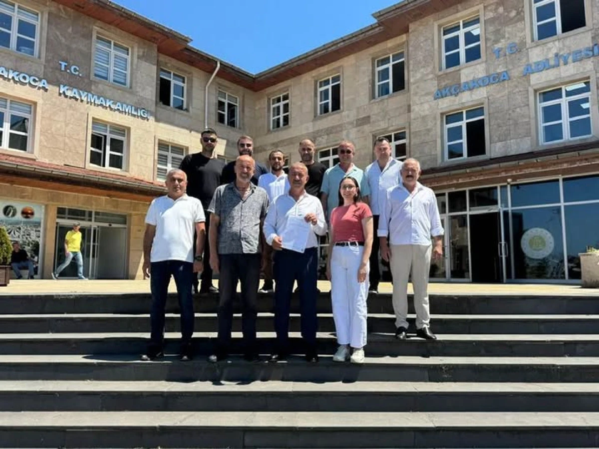 ANAHTAR PARTİ AK&Ccedil;AKOCA İL&Ccedil;E BAŞKANLIĞI MAZBATASINI TESLİM ALDI
