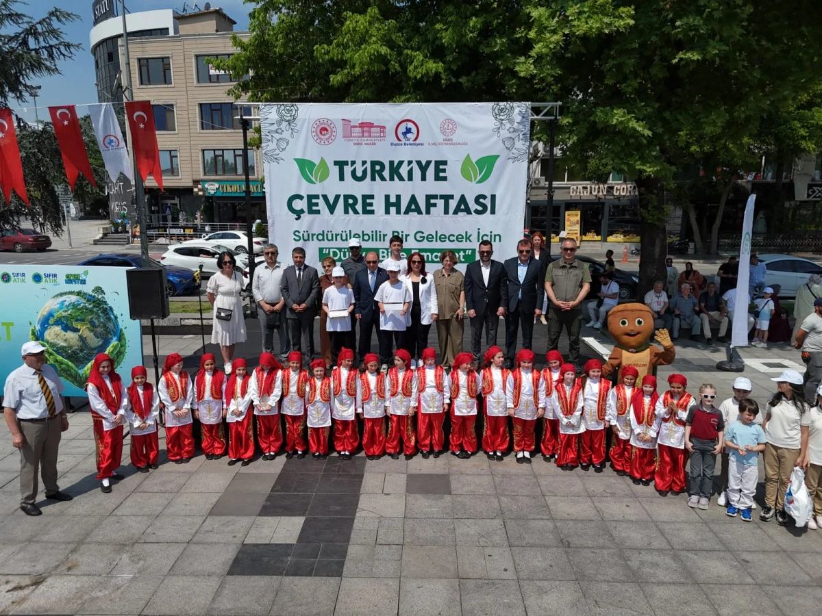 ATIK PİL YARIŞMASINDA DERECEYE GİRENLERE &Ouml;D&Uuml;L VERİLDİ