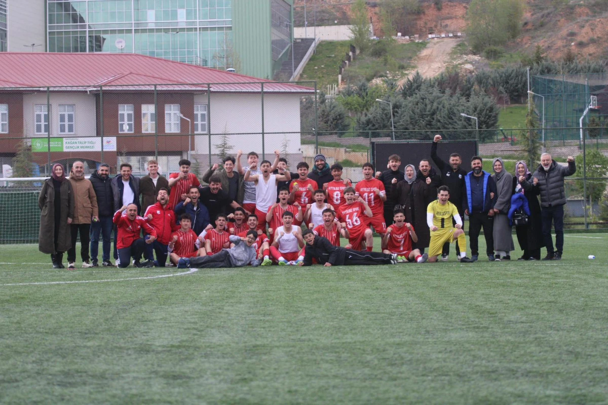 AYYILDIZSPOR T&Uuml;RKİYE ŞAMPİYONU! FİNALDE NEFES KESEN ZAFER