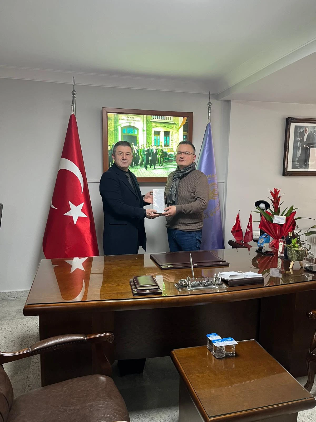 BAŞKAN SERHAT GE&Ccedil;TİM&rsquo;İN İLK DURAĞI AK&Ccedil;AKOCA OLDU