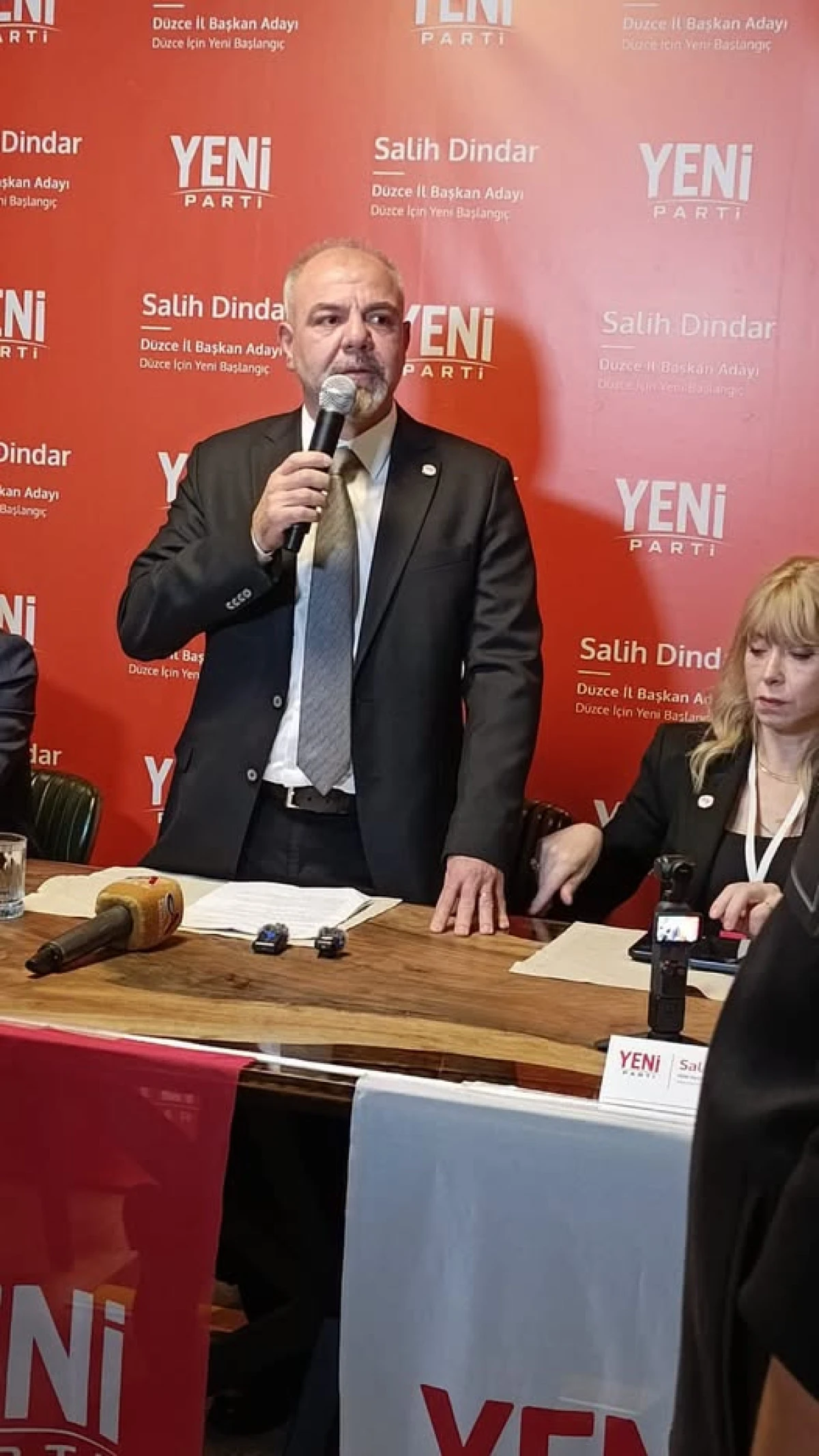 (G&ouml;r&uuml;nt&uuml;l&uuml;) CHP D&Uuml;ZCE YENİ PARTİ ADAĞLINI A&Ccedil;IKLADI