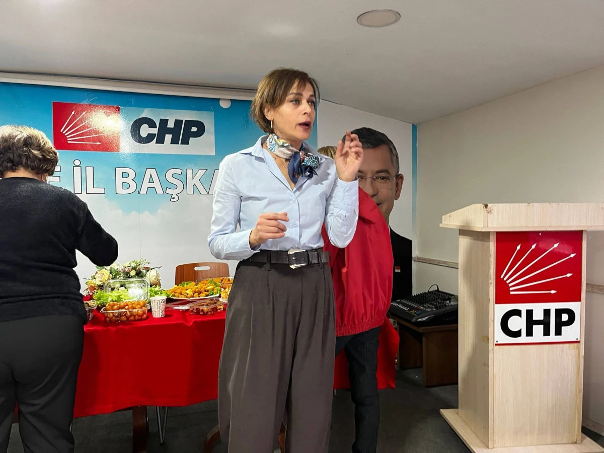 CHP KADIN KOLLARI BAŞKANI TUZCUOĞLU,"Birlikte daha g&uuml;&ccedil;l&uuml;y&uuml;z, birlikte başaracağız".