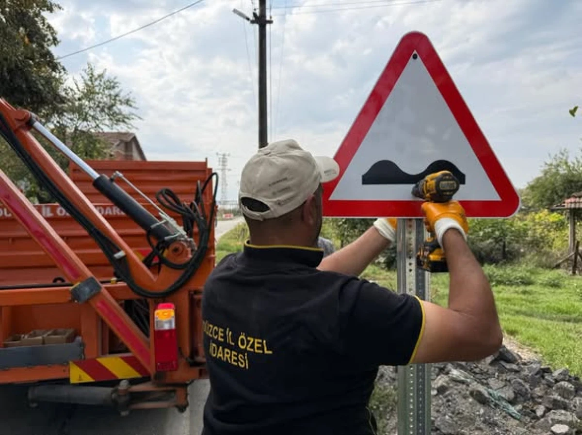 &Ccedil;İLİMLİ VE CUMAYERİ&rsquo;NDE TRAFİK G&Uuml;VENLİĞİ İ&Ccedil;İN &Ccedil;ALIŞMA
