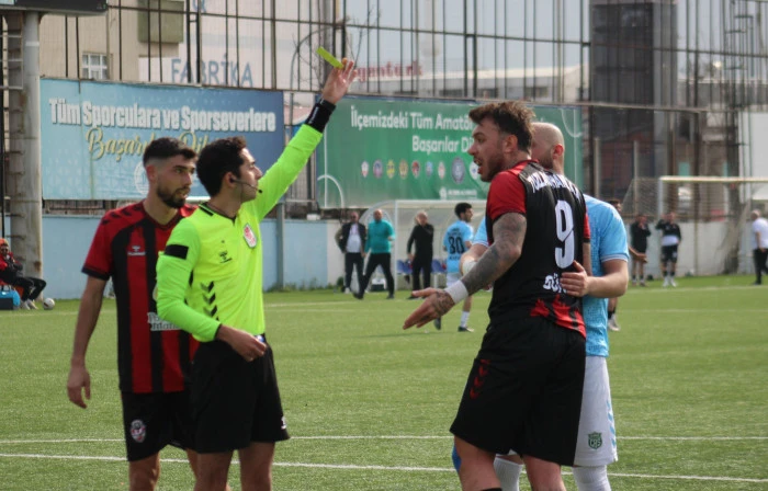 Cumayeri deplasmandan puanla d&ouml;nd&uuml;