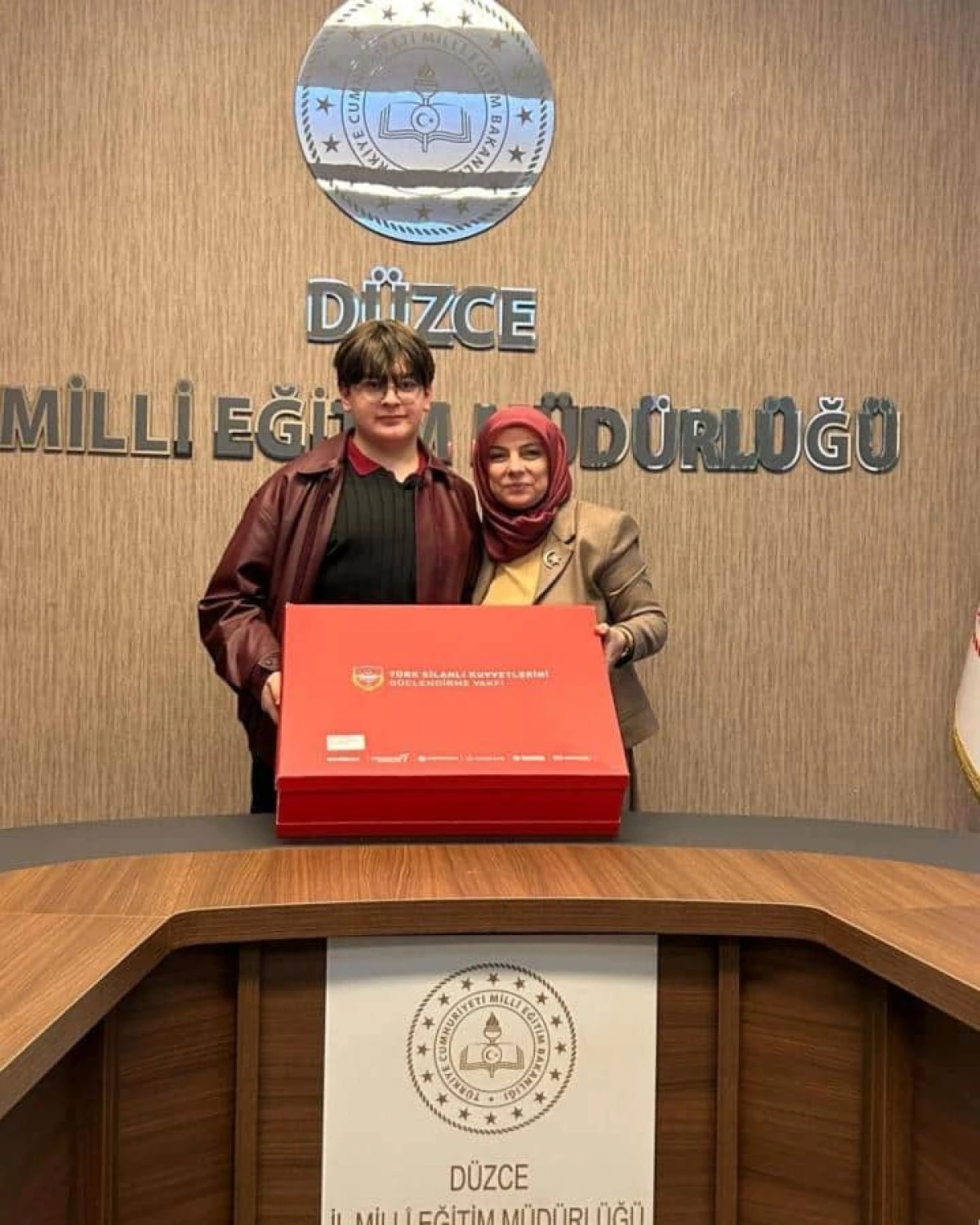 DERECEYE GİREN &Ouml;ĞRENCİLER &Ouml;D&Uuml;LLERİNİ ALDI