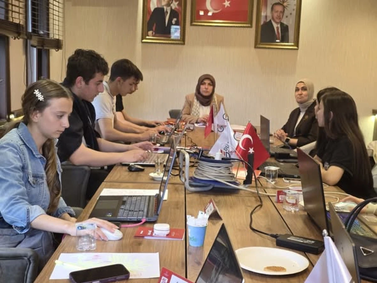 DİJİTAL D&Uuml;NYADA NEZAKET SANATTIR!