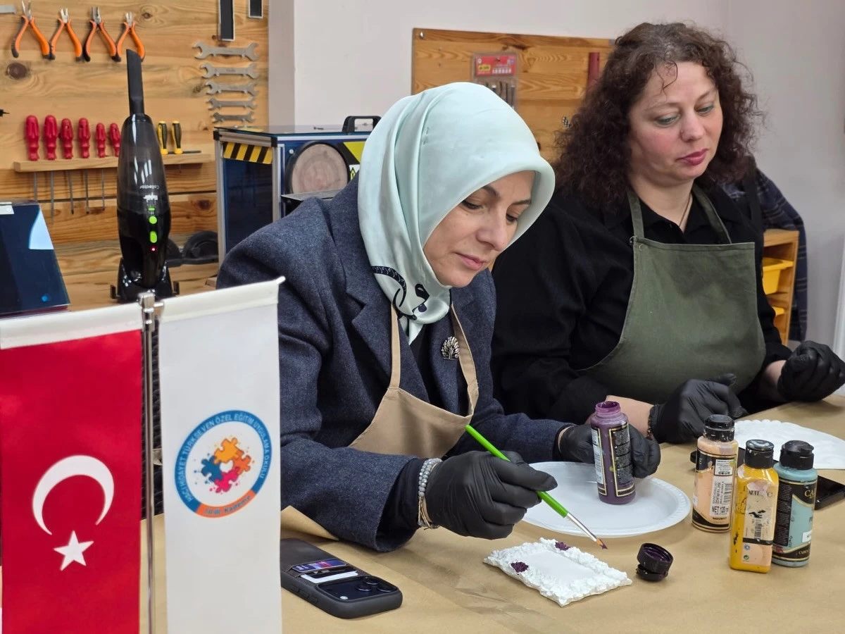  VELİLER HEM RUHEN HEM SANATSAL OLARAK BULUŞTU