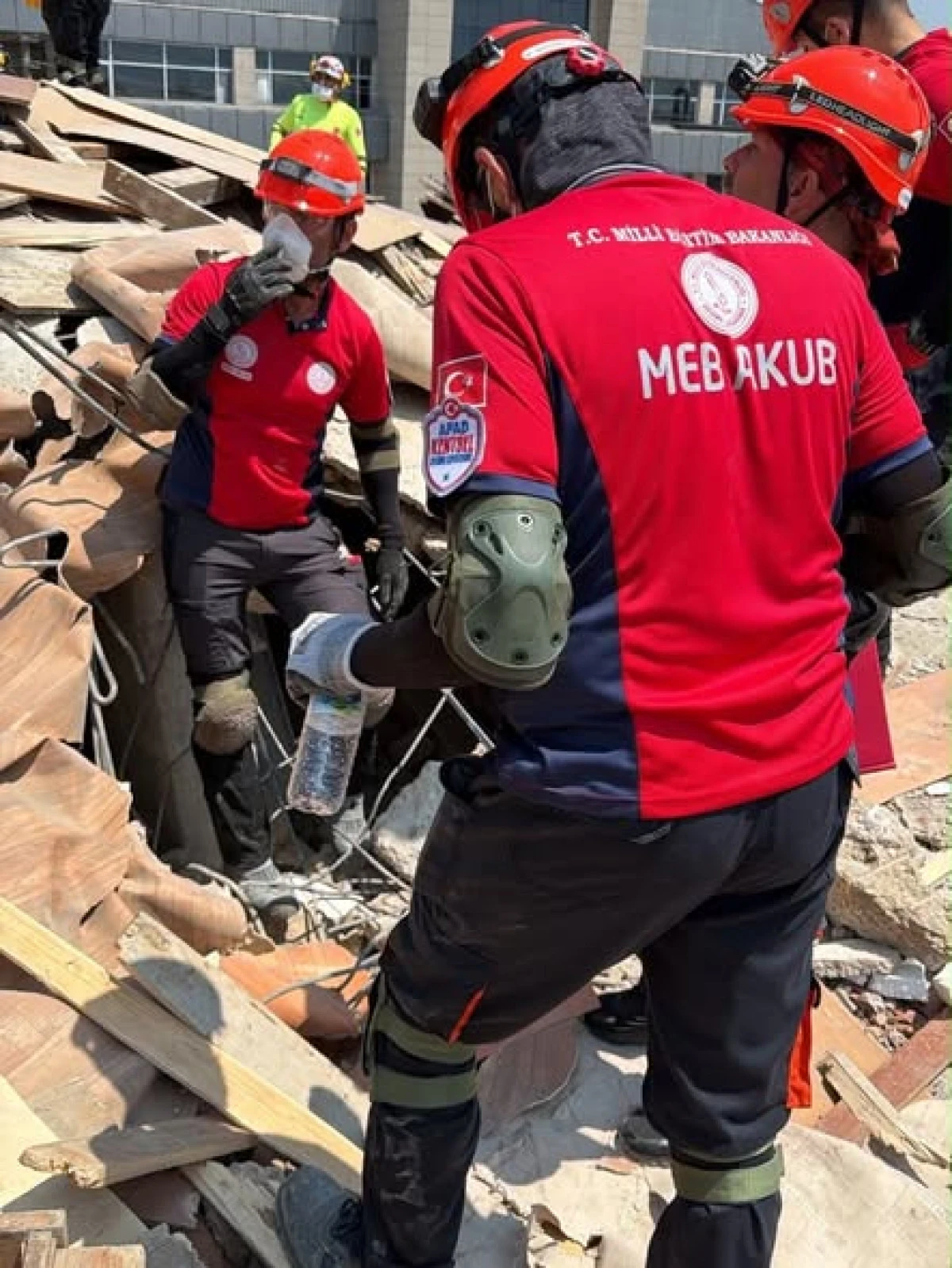 D&uuml;zce B&ouml;lge D&uuml;zeyi Deprem Tatbikatı Ger&ccedil;ekleştirildi