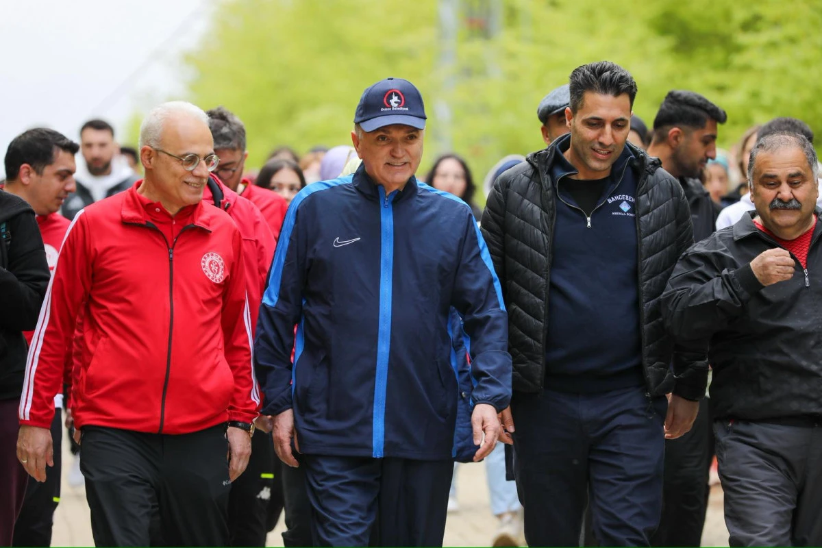 D&Uuml;ZCE DE DOĞA Y&Uuml;R&Uuml;Y&Uuml;Ş&Uuml;