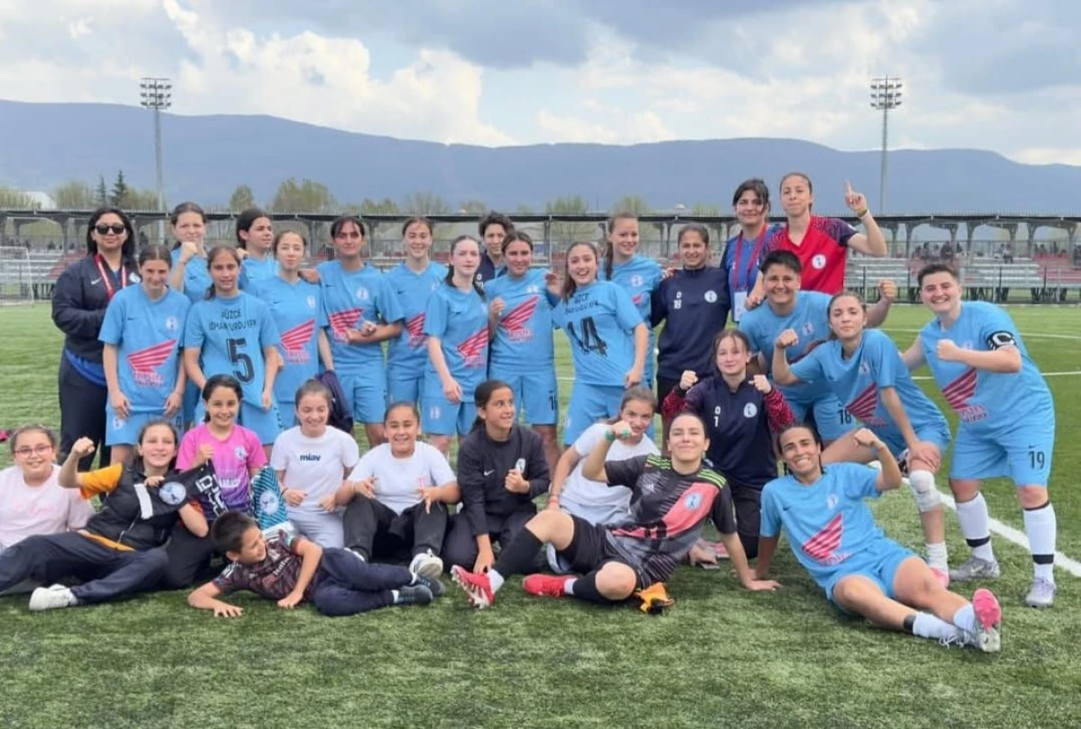 D&uuml;zce derbisinde kazanan D&uuml;zce İdmanyurduspor