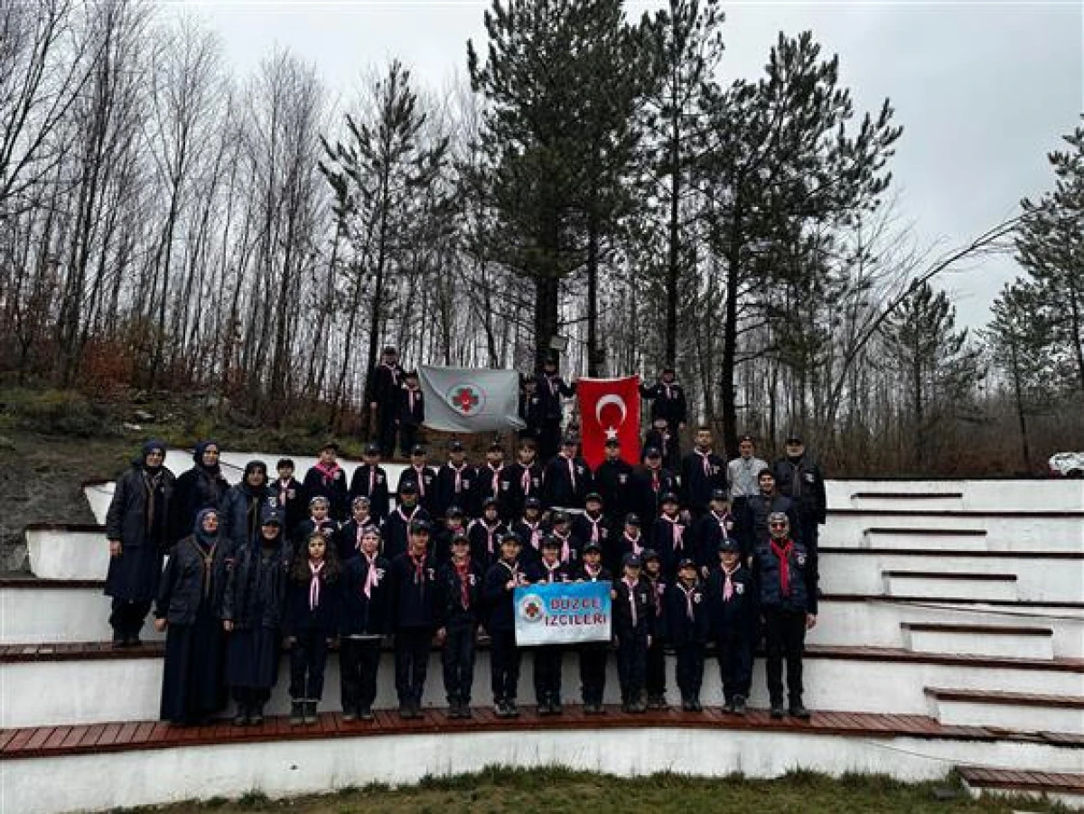 D&uuml;zce Diyanet İzcilik Spor Kul&uuml;b&uuml;&rsquo;nden "Sarıkaya Mağarası" gezisi