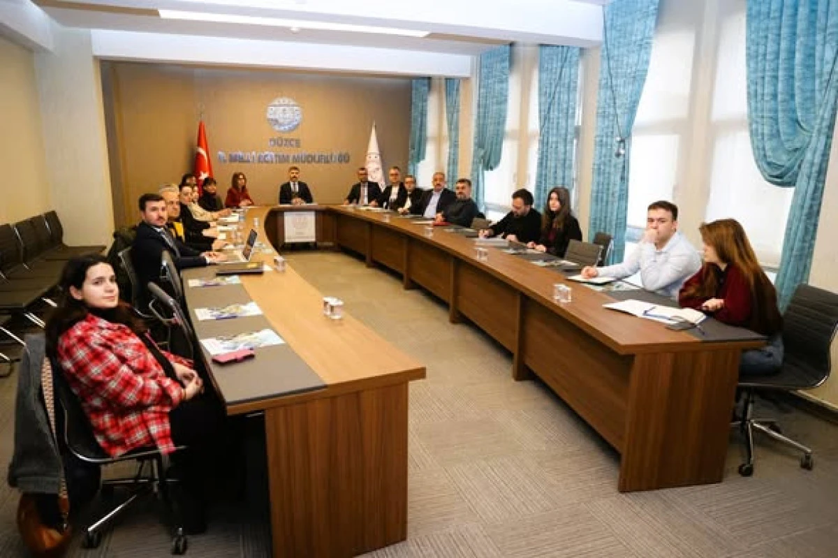  D&uuml;zce İl Tanıtım ve Geliştirme Kurulu Toplantısı ger&ccedil;ekleştirildi.