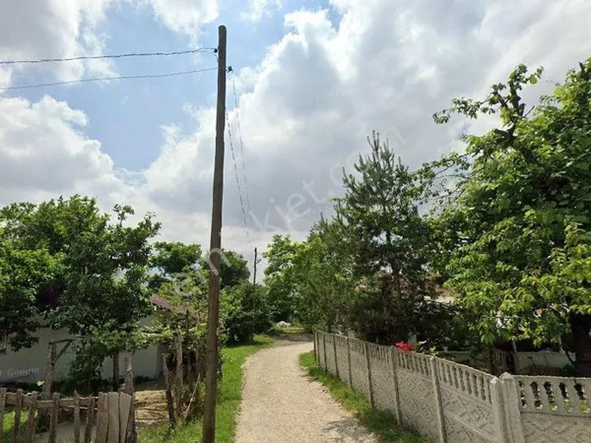 D&uuml;zce Merkez'de 2137m&sup2; arsa mahkemeden satılacak