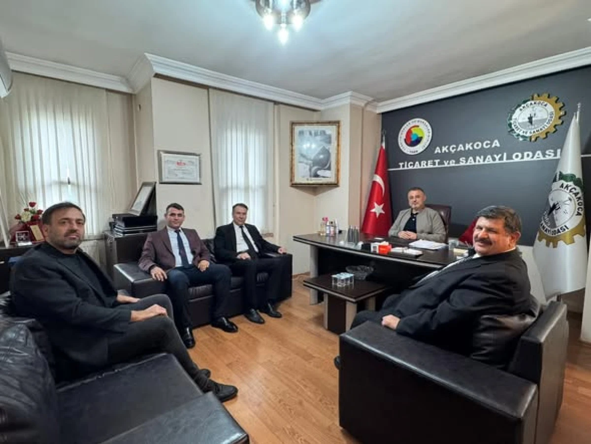 D&Uuml;ZCE SGK VE İŞKUR&rsquo;DAN ODAYA ANLAMLI ZİYARET: İSTİHDAM VE İŞ BİRLİĞİ MASAYA YATIRILDI