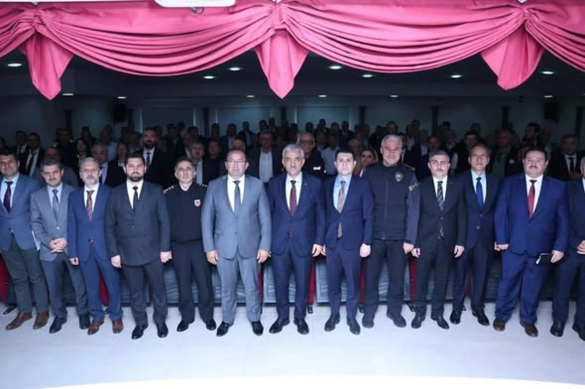 D&uuml;zce Sohbetleri&rdquo; G&ouml;lyaka&rsquo;da Ger&ccedil;ekleştirildi