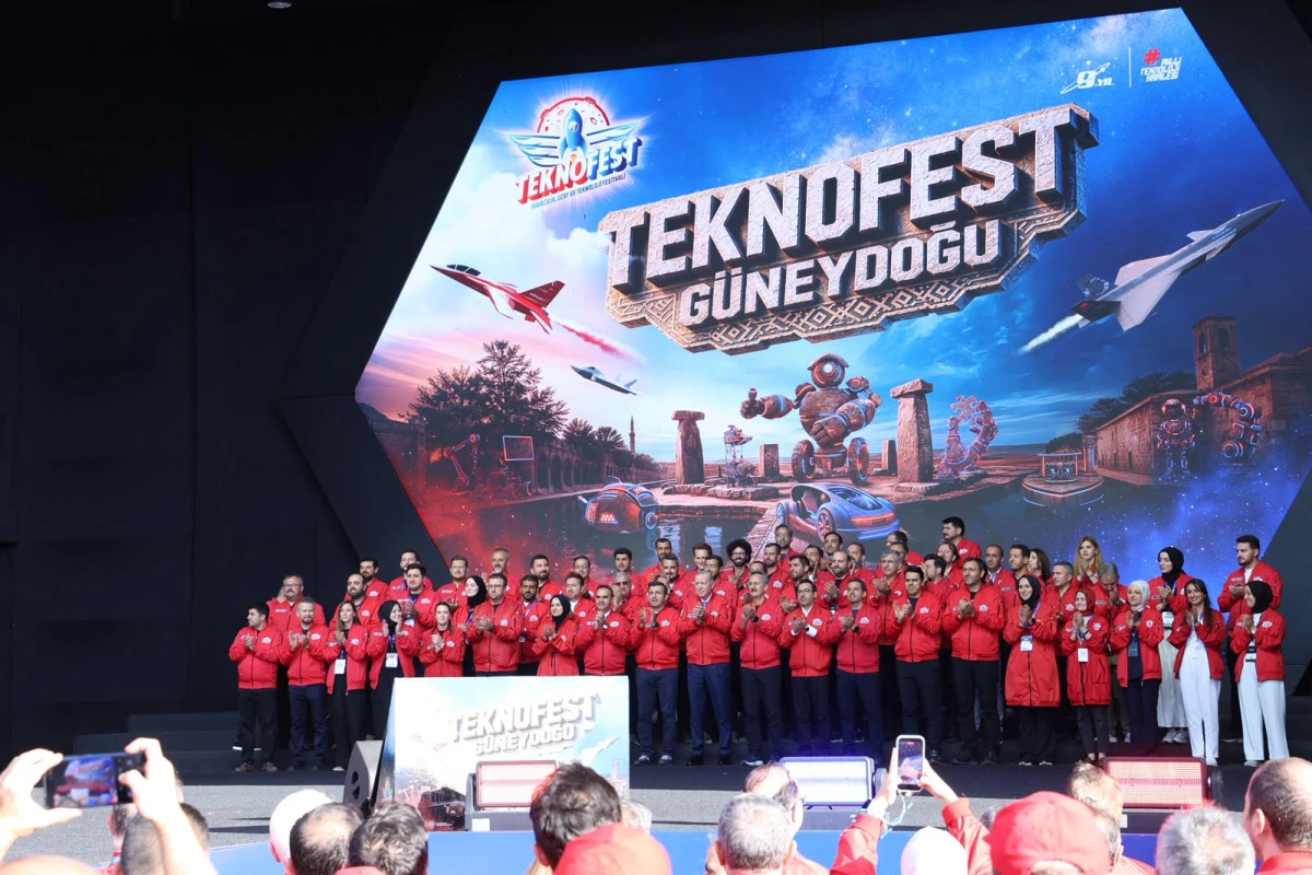 D&uuml;zce &Uuml;niversitesi TEKNOFEST 2026&rsquo;da 5 Alandaki 5 &Ouml;d&uuml;lle Adından S&ouml;z Ettirdi