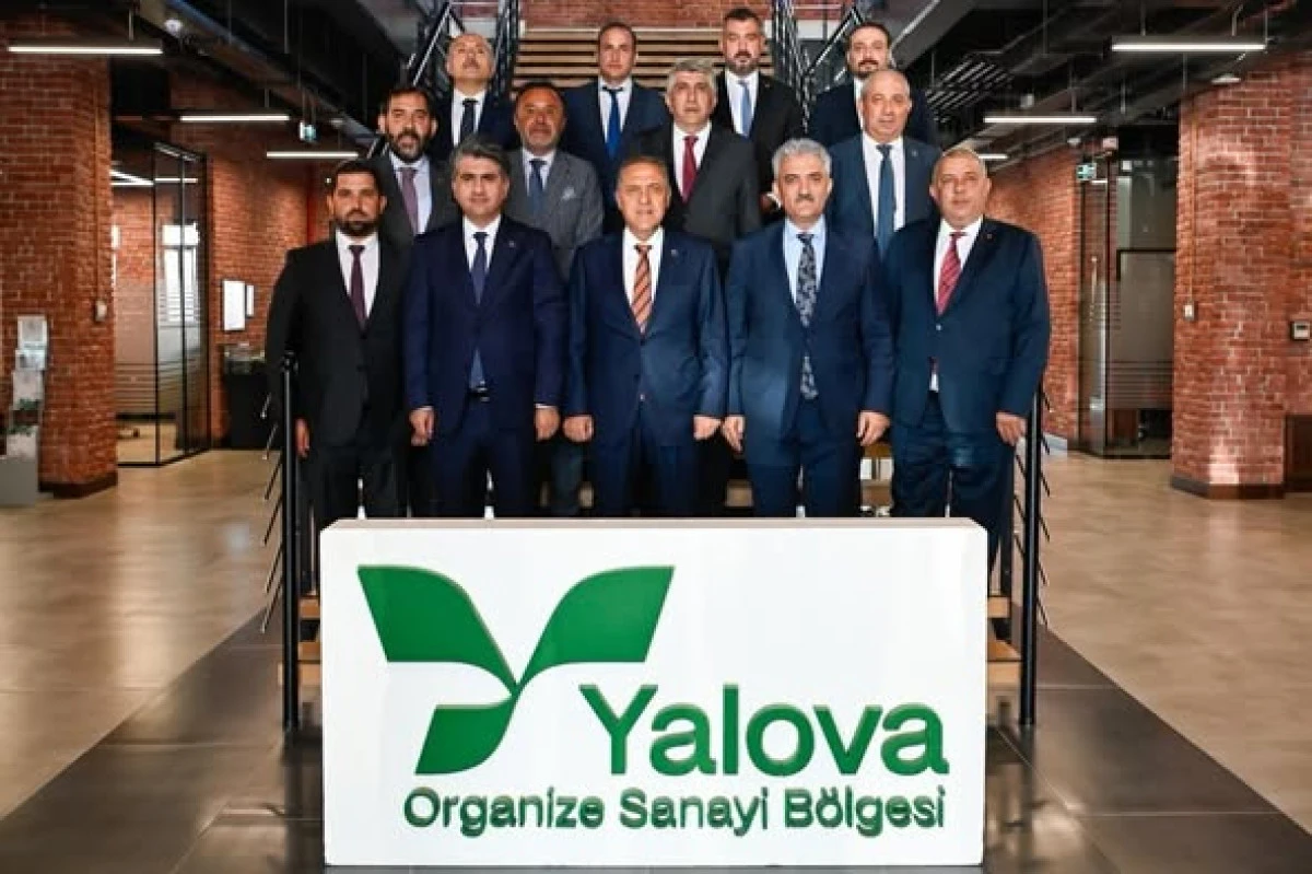 D&uuml;zce Valisi, Yalova'daki kritik MARKA zirvesi'ne katıldı
