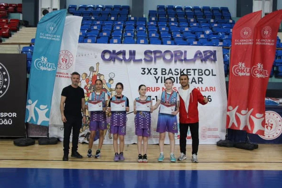 D&Uuml;ZCE&rsquo;DE 3X3 BASKETBOL HEYECANI: YARI FİNALİSTLER BELLİ OLDU