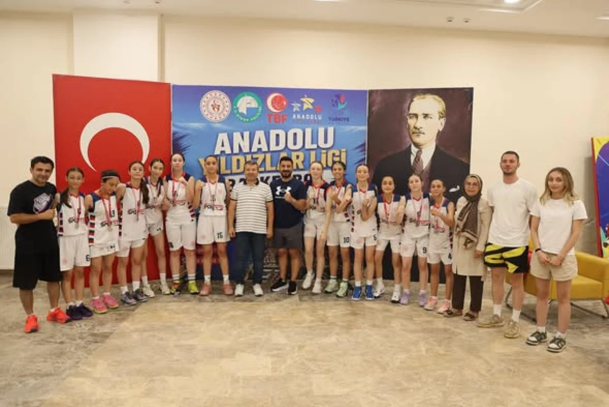 D&uuml;zce'nin Potadaki Gururu T&uuml;rkiye Finallerinde