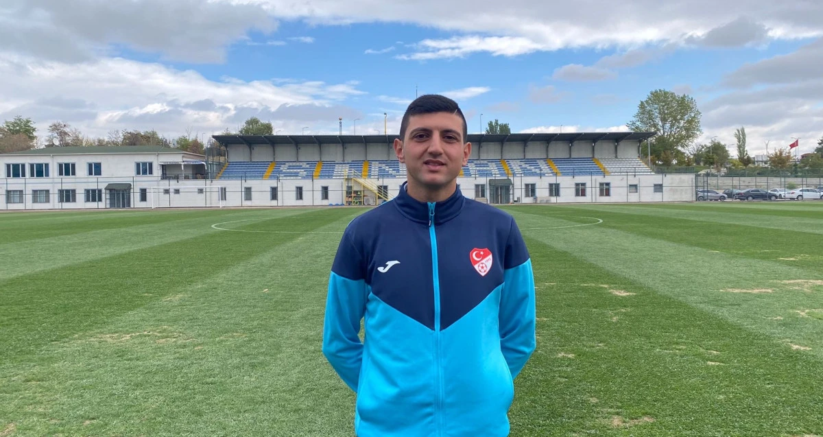 DÜZCESPOR   MAÇIN HAKEMİ AFYON DAN