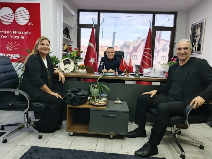 EFSANE BAŞKAN ABANOZ UN DEĞERLİ KONUKLARI VARDI