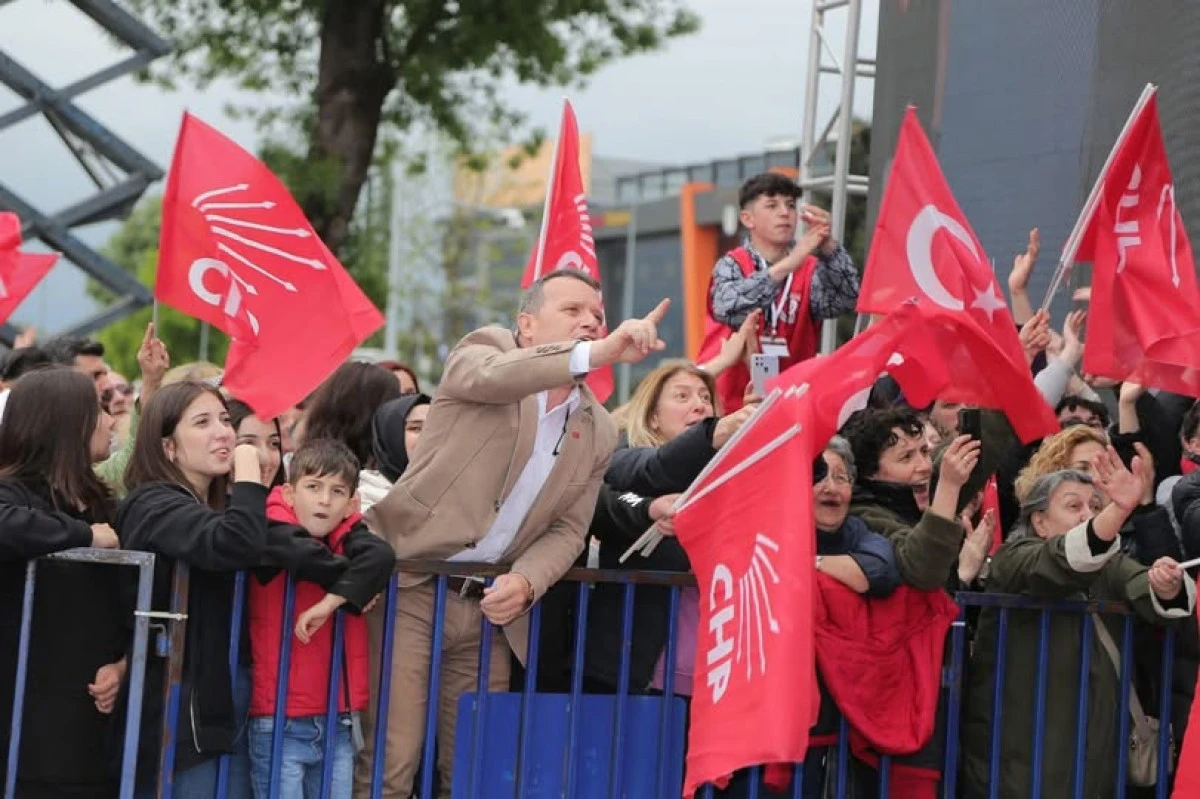 Efsane  Başkandan Tuğrul Abanoz&rsquo;dan &Ouml;zg&uuml;r &Ouml;zel Vurgusu