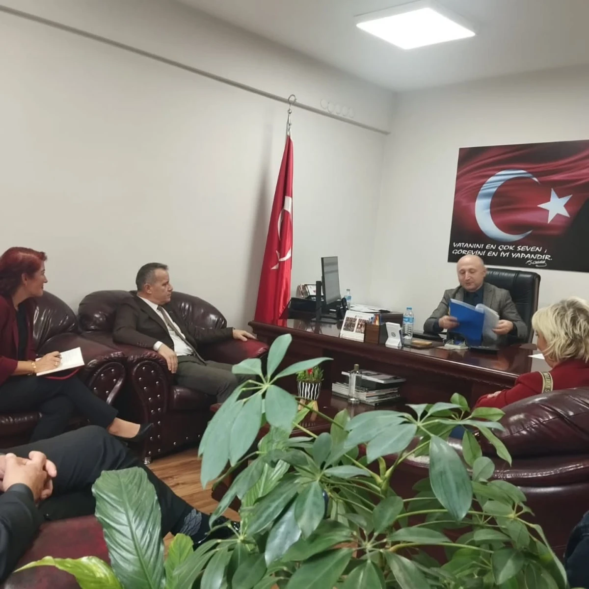 EFSANE BAŞKANDAN VERGİ DAİRESİ ZİYARETİ