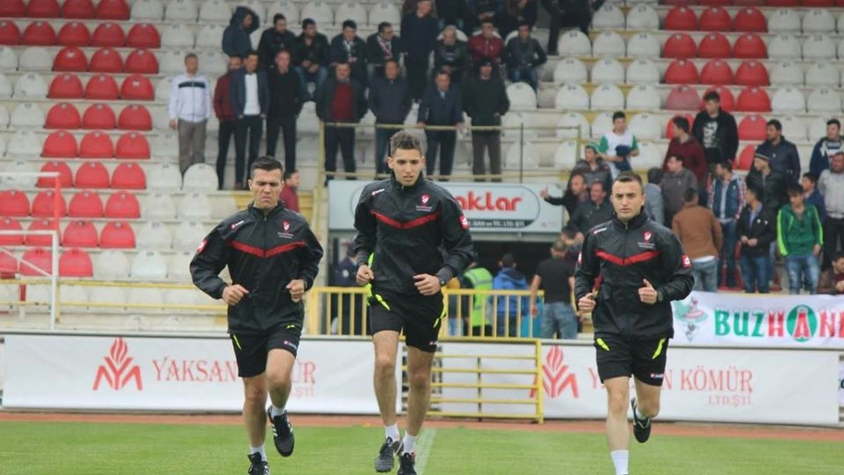 EREĞLİ BELEDİYESPOR MA&Ccedil;IN HAKEMİ &Ccedil;OK UZAKTAN