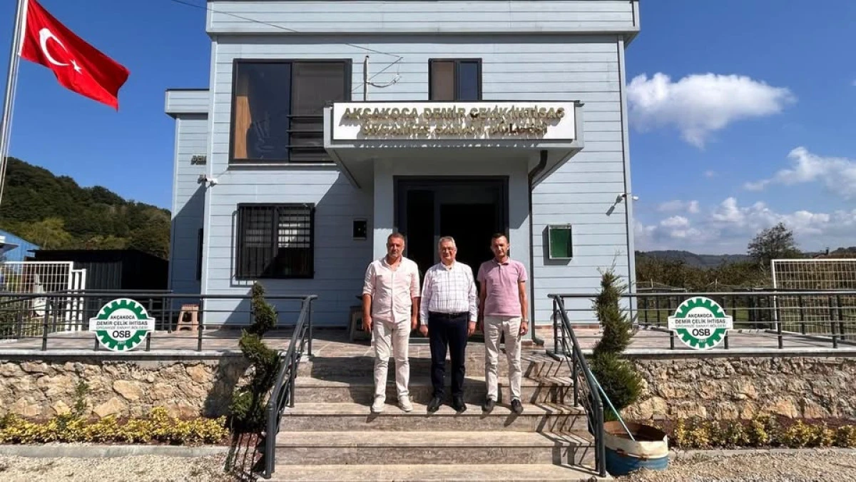 ESKİ KAYMAKAM DAN AK&Ccedil;AKOCA ZİYARETİ